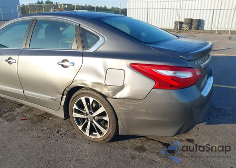 2016 Nissan Altima 2.5 Sr из США, поврежденный, VIN 1N4AL3AP2GC217766